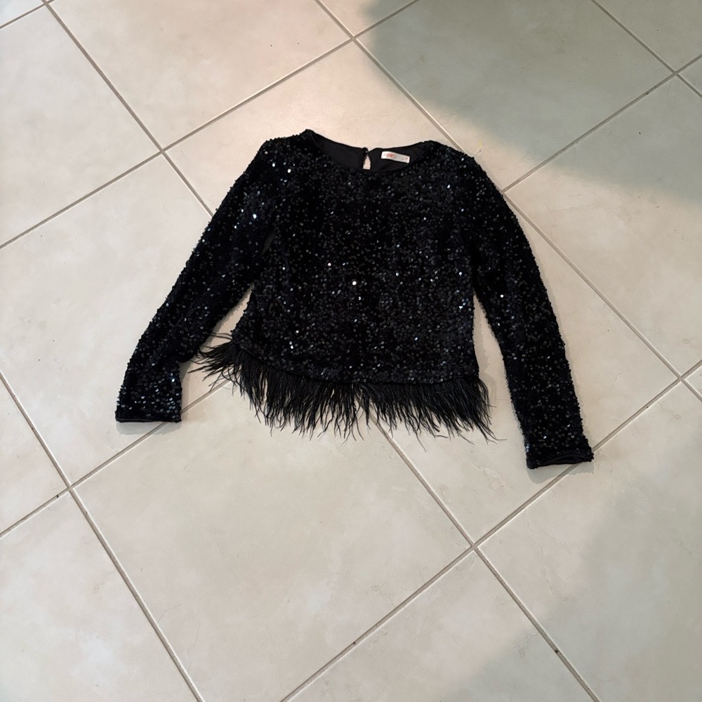 Never worn medium in tempo shirt sequin 970